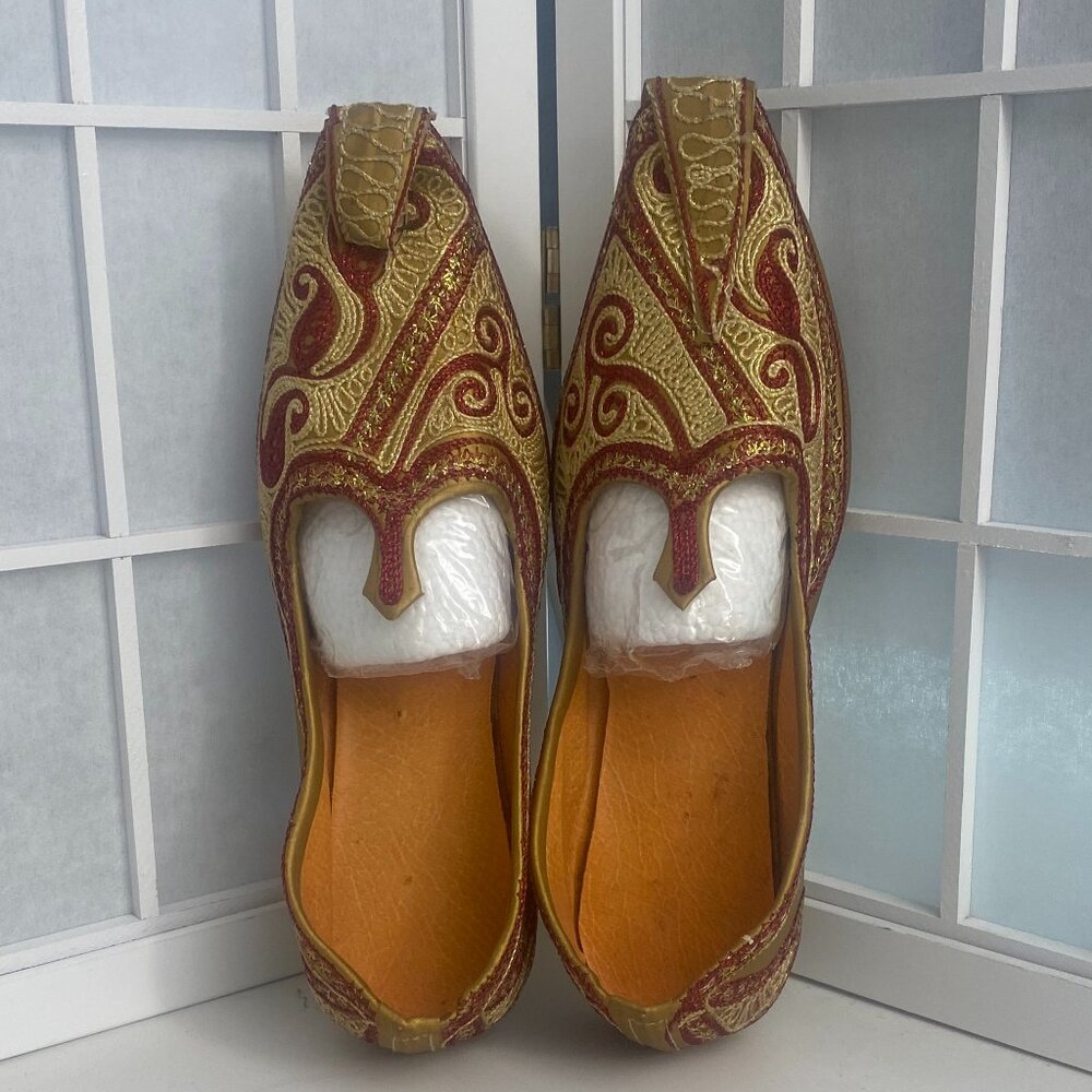 Red and Gold Beaded Indian Flats for Belly Dance and Casual. Sz. 9 - Picture 3 of 5